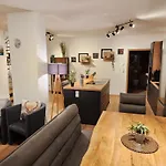 Nyaraló 